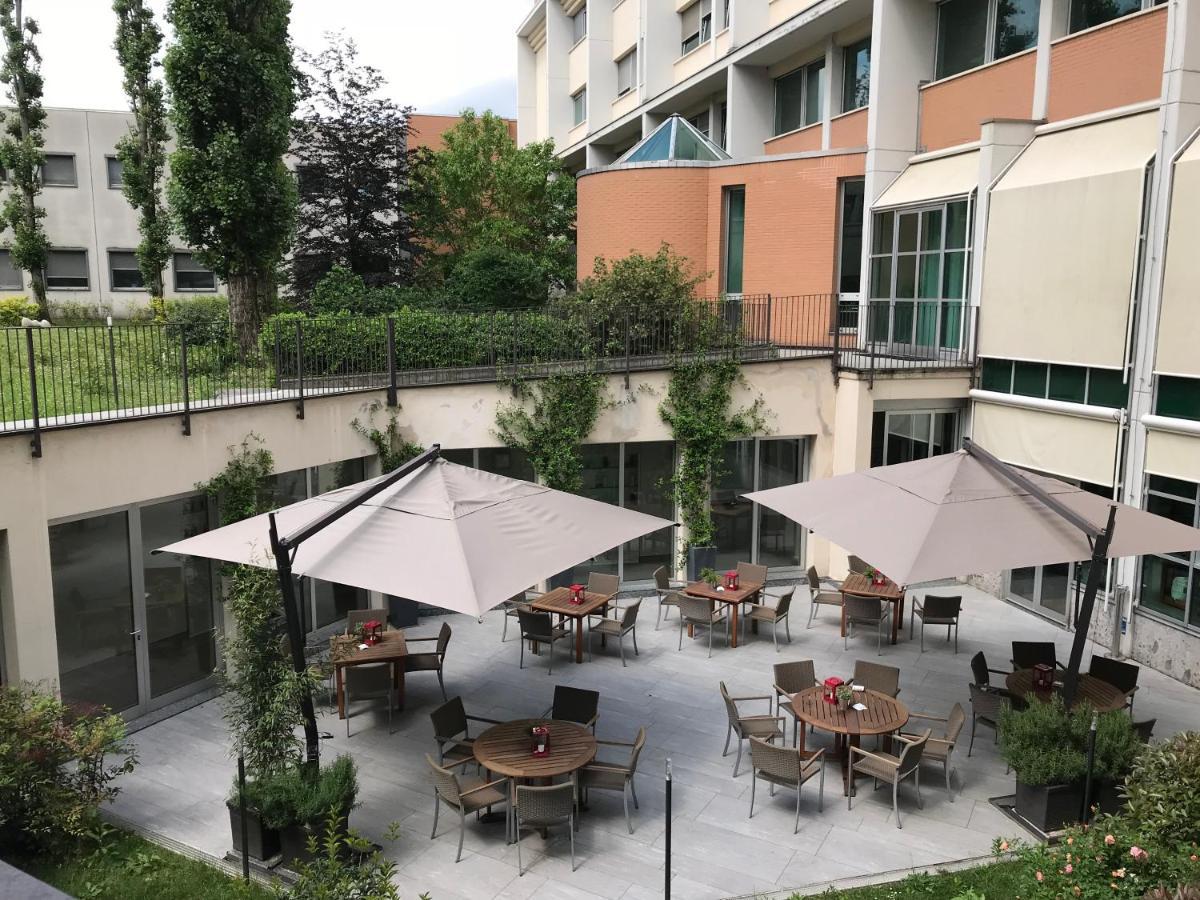 Best Western Plus Hotel Le Favaglie Cornaredo Bagian luar foto