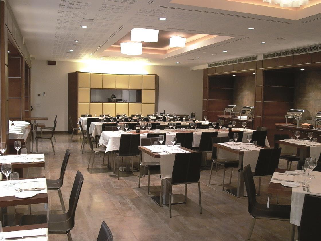 Best Western Plus Hotel Le Favaglie Cornaredo Bagian luar foto