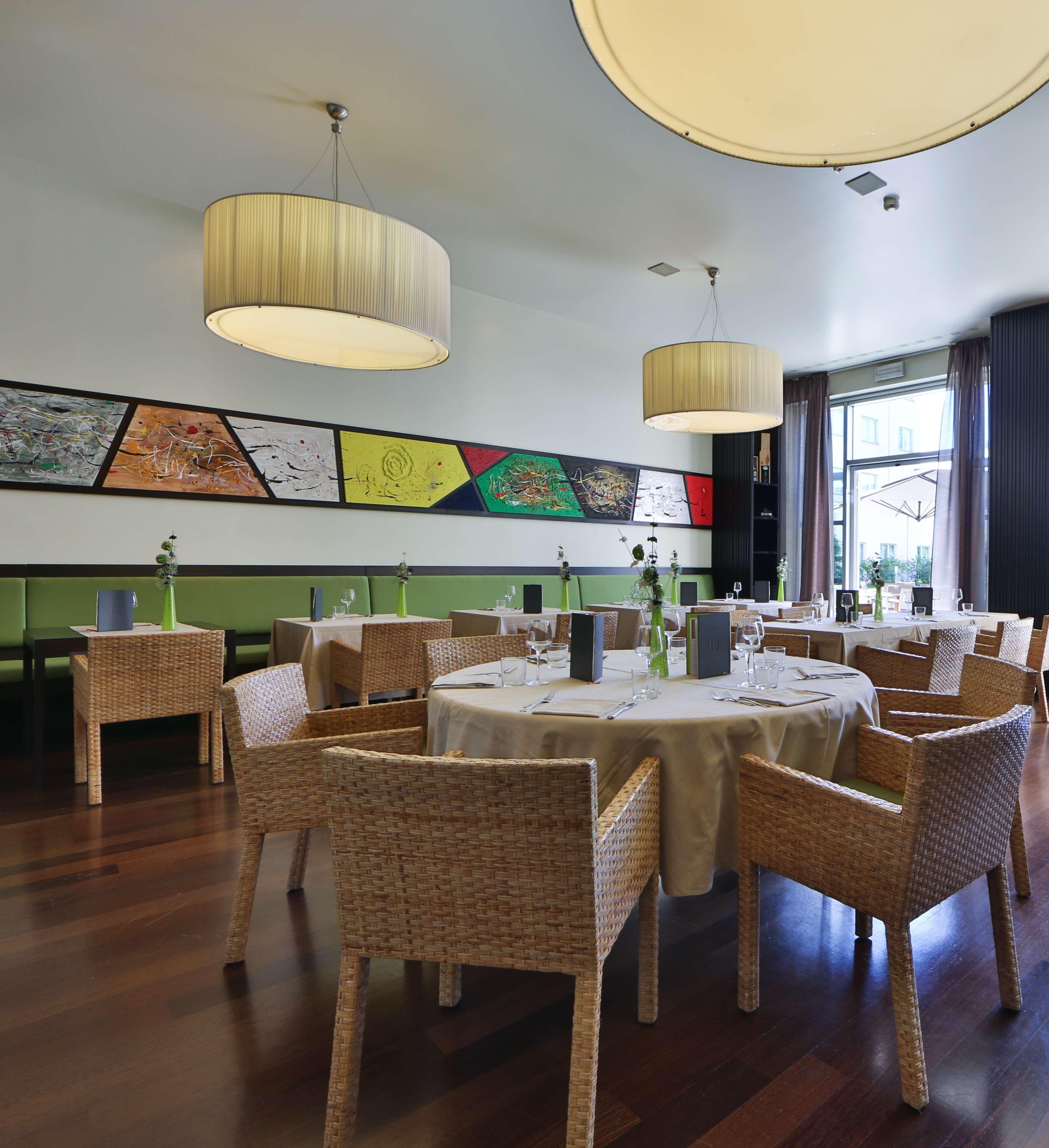 Best Western Plus Hotel Le Favaglie Cornaredo Bagian luar foto